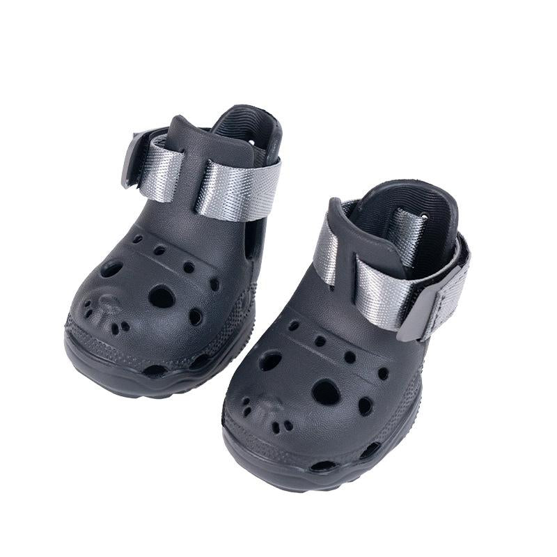 2025 New Dog Shoes Hole Shoes Spring and Summer Breathable Dog Sandals Outdoor Dog Paw Protection Soft Sole Pet Shoes